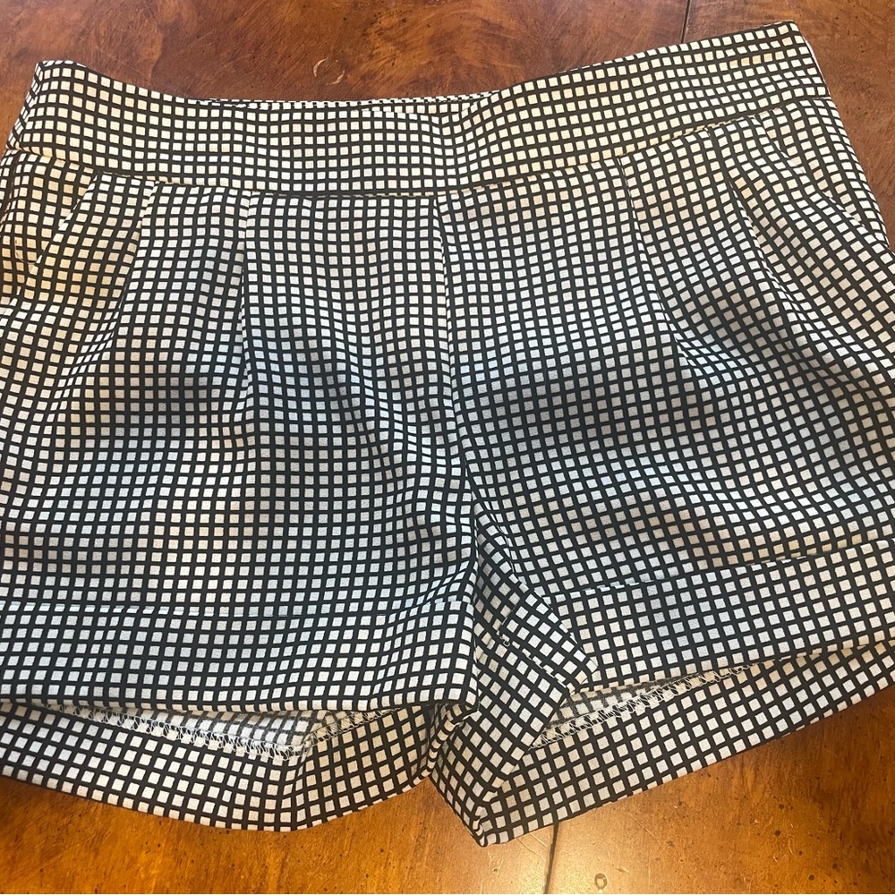 Express front pleat side zip shorts